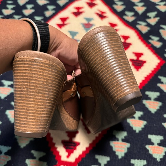 Dansko Brown Genuine Full Grain Leather Rach Braided Heeled Brandy Comfort Clogs - Picture 5 of 10